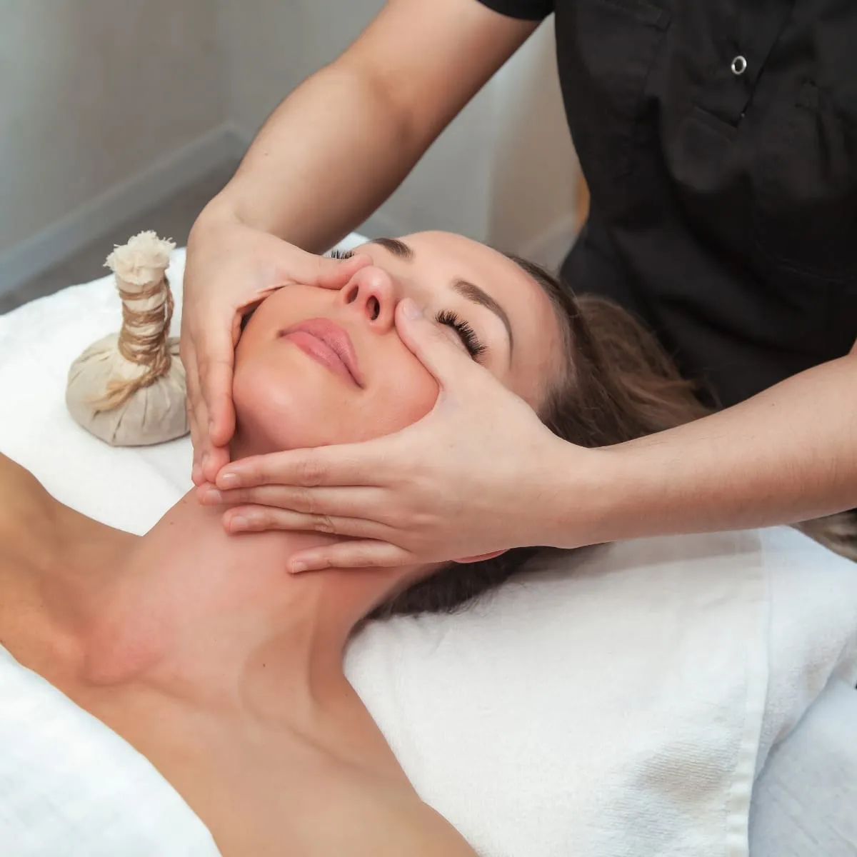 Customize Facial – photo 2
